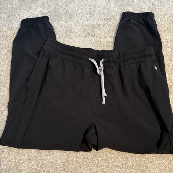 Vuori Women's Black Weekender Jogger Pants Size XL - Picture 3 of 5